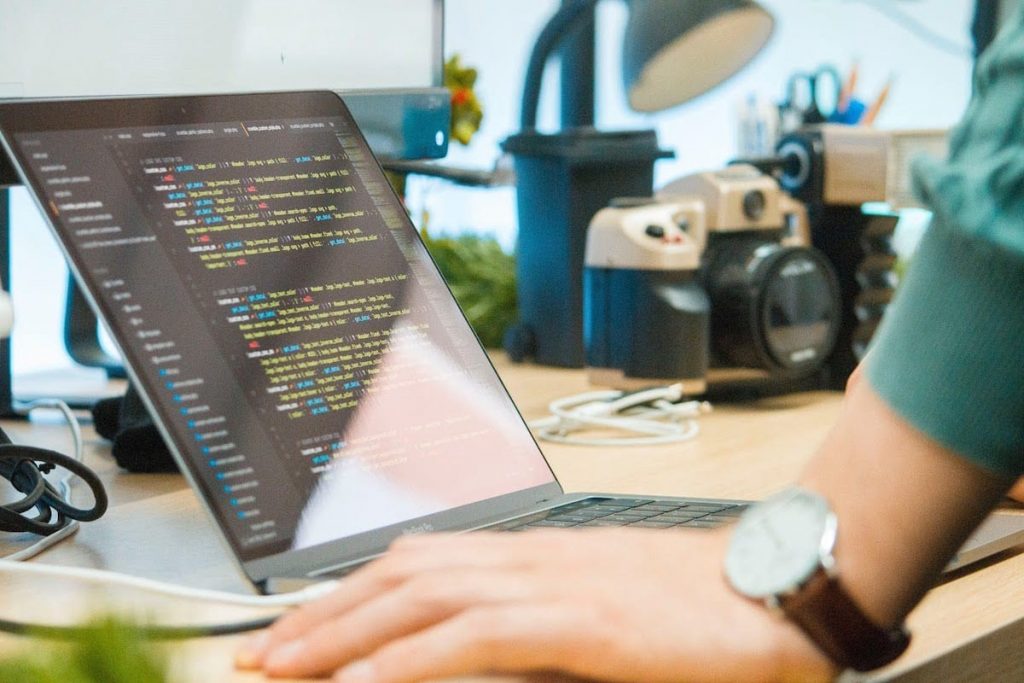 Cómo hacer que tu inmobiliaria sea el primer lugar en Google sin un programador